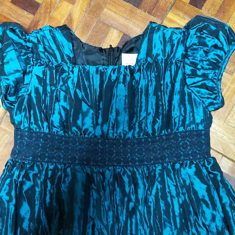 Hanna Andersson taffeta party holiday dress, size 130/7-10 - Picture 2 of 3